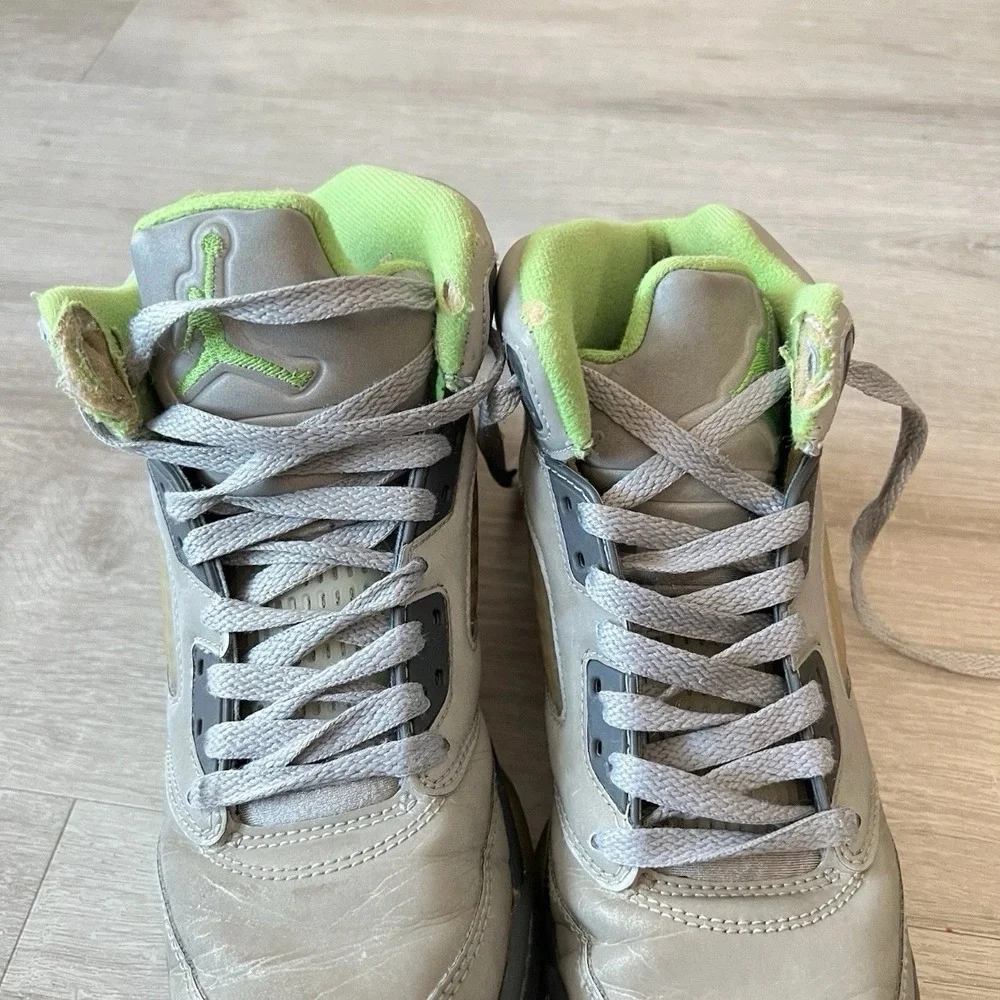 Air Jordan 5 Green Bean GS Size 5Y DQ3734 003 Gray Green Sneakers